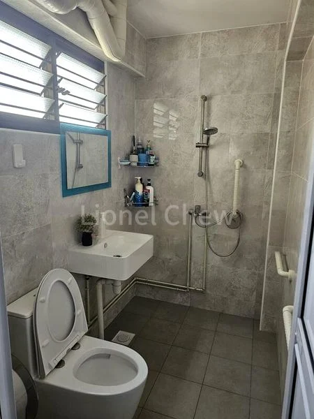 Common Room (HDB) for Rent in  150 Simei Street 1 - Image 4