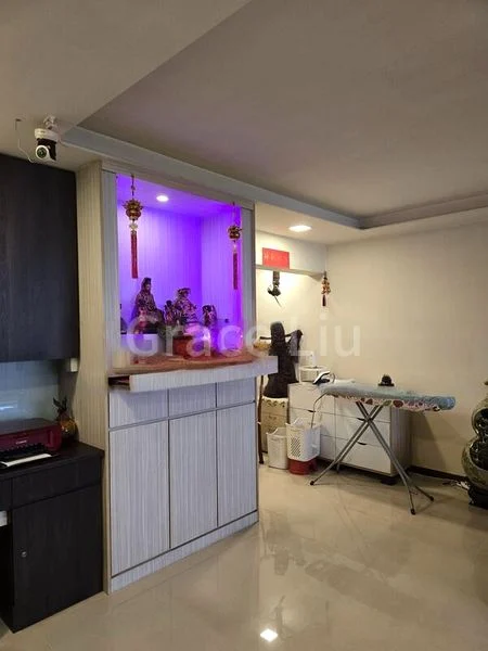 4 Room (4A) HDB for Sale in  Jurong West Street 52 - Image 4