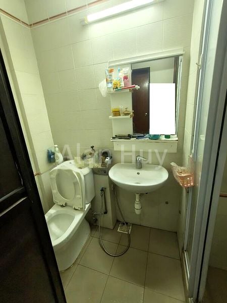 Room (Condo) for Rent in Far Horizon Garden - Image 12