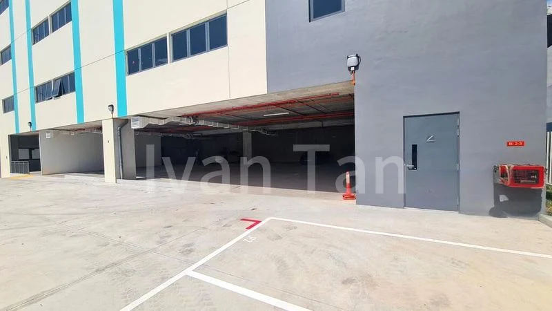 Factory / Workshop (B2) for Rent: pandan road - Image 11