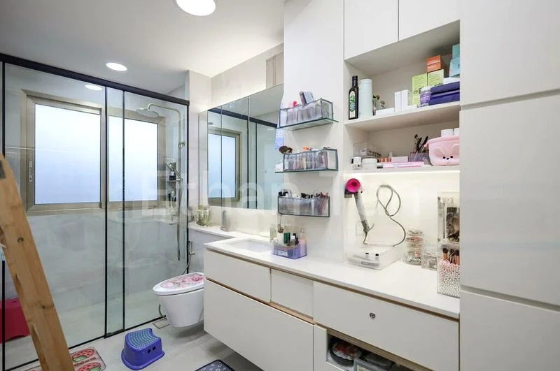 4 Bed Corner Terrace (Landed) for Sale in  Sunrise Villa - Image 3