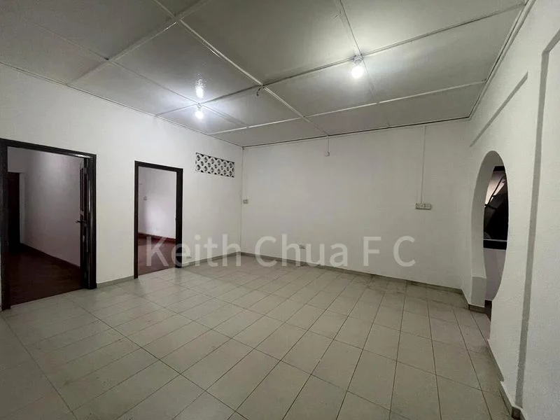 2 Bed Shophouse (Landed) for Rent in Kim Chuan Road - Image 5