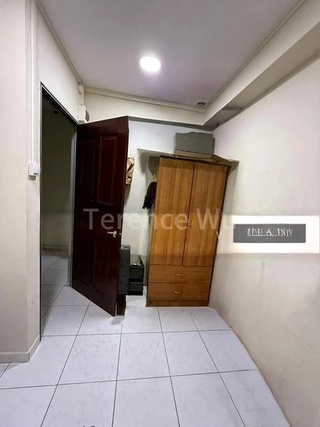 Common Room (Condo) for Rent in  En Fu Mansions - Image 5