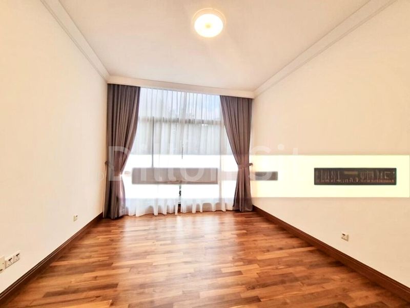 4 Bed Condo for Sale in  River Place - Image 10