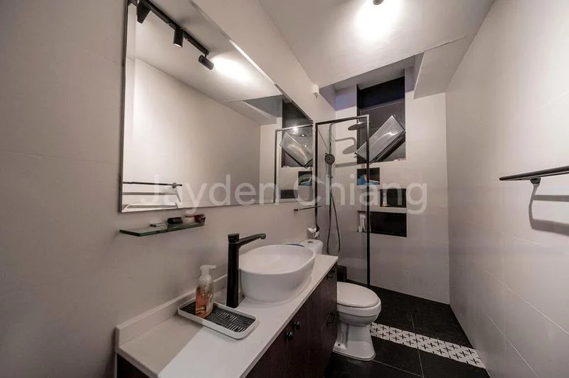 4 Bed Terraced House (Landed) for Sale in  Lorong 107 Changi - Image 2