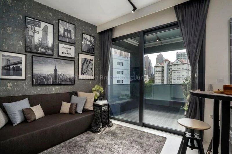 2 Bed Apartment (Condo) for Sale in  M5 - Image 1