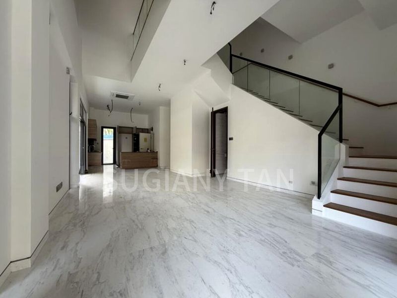 6 Bed Semi-Detached House (Landed) for Sale in Kembangan Gardens - Image 2