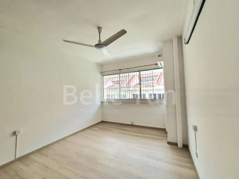 4 Bed Terraced House (Landed) for Rent in Thomson Hills Estate - Image 14