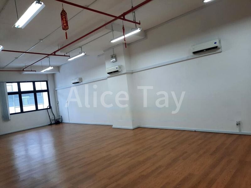 Light Industrial (B1) for Rent: Oxley BizHub 2 - Image 1