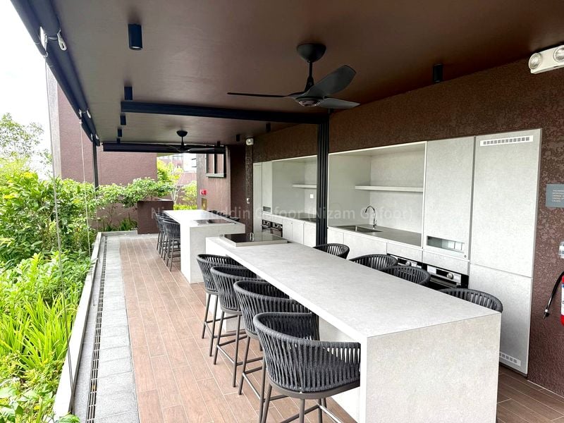 2 Bed Apartment (Condo) for Sale in  Midtown Modern - Image 10