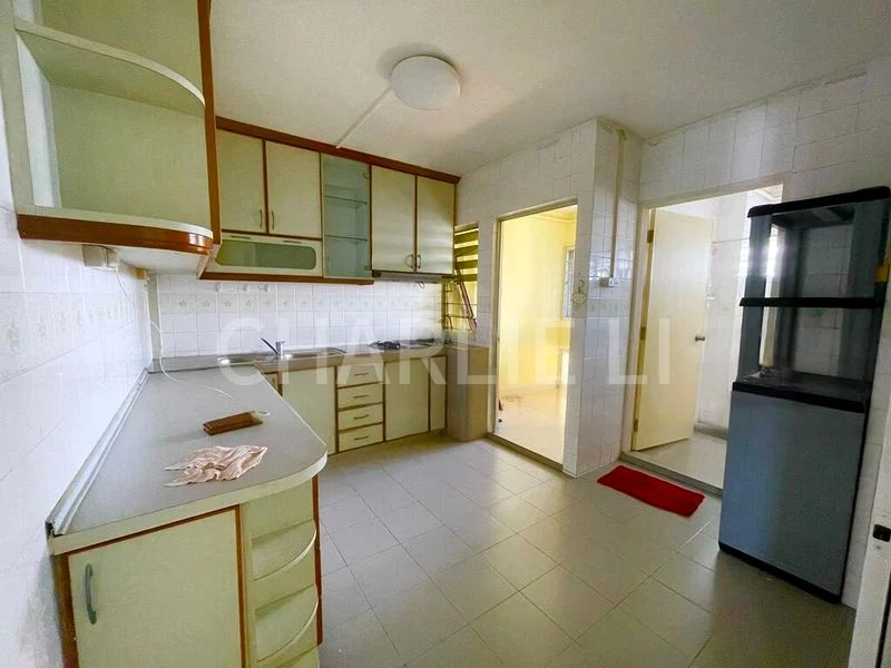 5 Room (5A) HDB for Rent in  739 Pasir Ris Drive 10 - Image 5