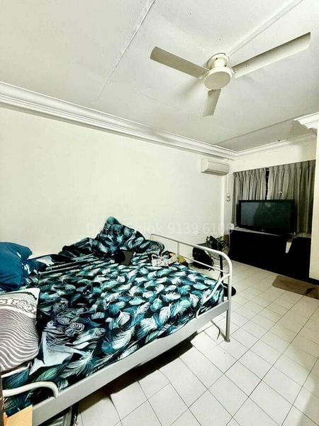 3 Room (3A) HDB for Rent in  132 Yishun Street 11 - Image 5