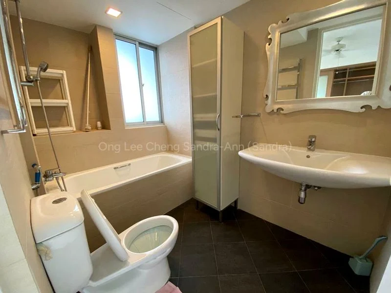 3 Bed Apartment (Condo) for Rent in  Holland Court - Image 16