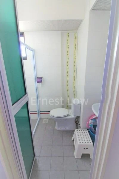 4 Room (4NG) HDB for Rent in 231 Compassvale Walk - Image 15