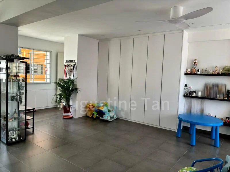 5 Room (5A) HDB for Rent in  715 Tampines Street 71 - Image 12