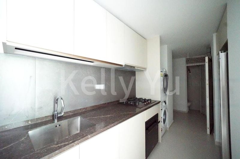 4 Bed Condo for Rent in  Kopar At Newton - Image 2