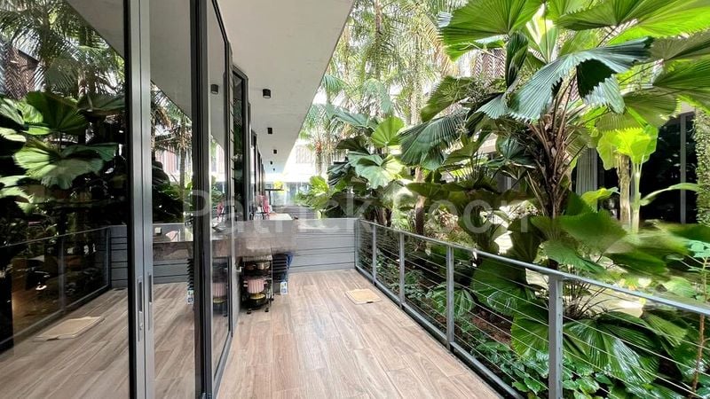 4 Bed Terraced House (Landed) for Sale in  Alana - Image 9