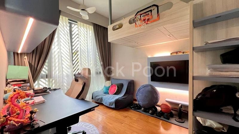 4 Bed Terraced House (Landed) for Sale in  Alana - Image 6