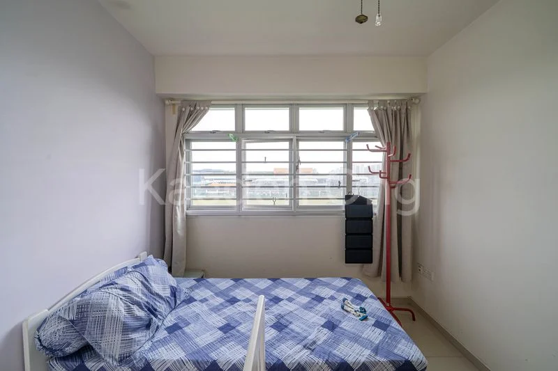 4 Room (4A) HDB for Sale in 313A Sumang Link - Image 8