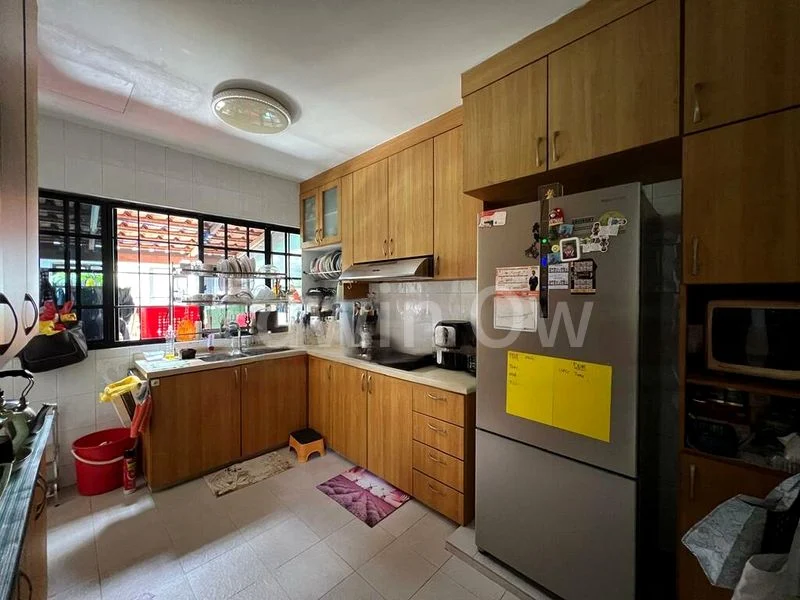 4 Bed Terraced House (Landed) for Sale in  Lengkong Tiga - Image 13