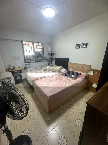 Common Room (HDB) for Rent in  317 Hougang Avenue 7 - Image 1