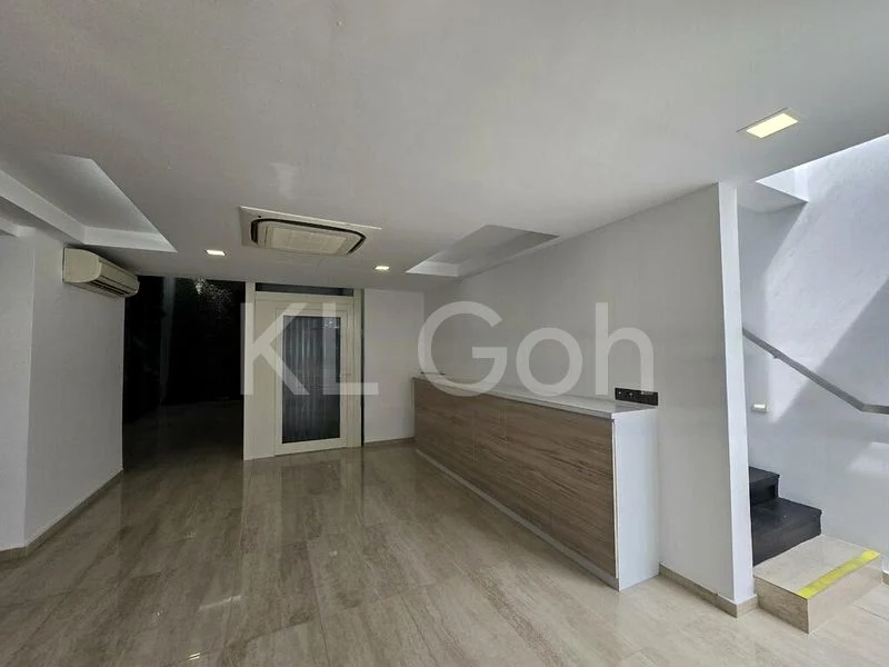 4 Bed Terraced House (Landed) for Sale in  ONE-TWO-SIX Cairnhill Arts Centre - Image 9