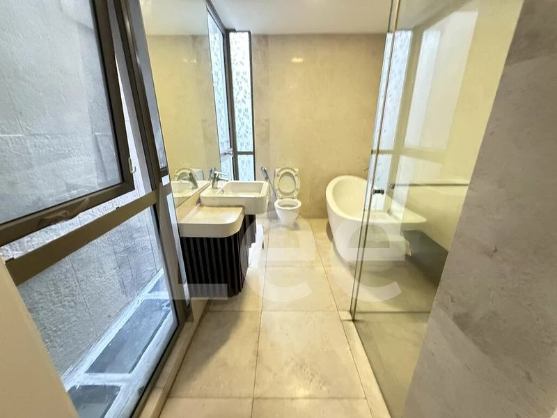 6 Bed Semi-Detached House (Landed) for Rent in  The Woods - Image 5
