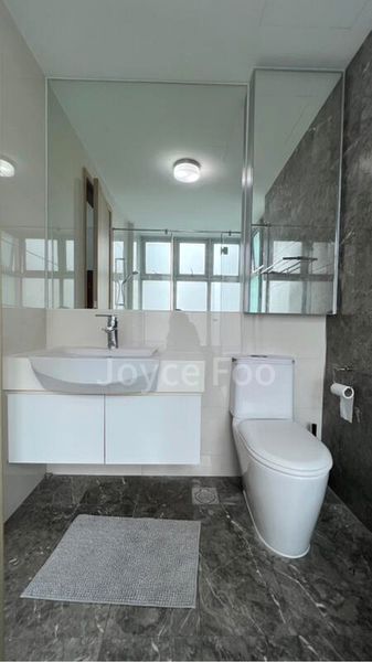 3 Bed Condo for Rent in  Caspian - Image 11