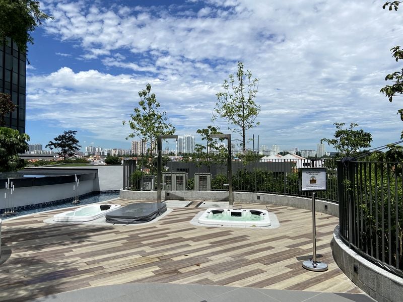 1 Bed Condo for Rent in  The Garden Residences - Image 13