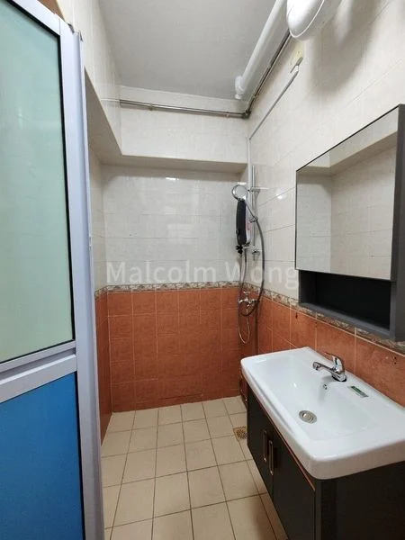 Common Room (HDB) for Rent in  321 Anchorvale Drive - Image 7