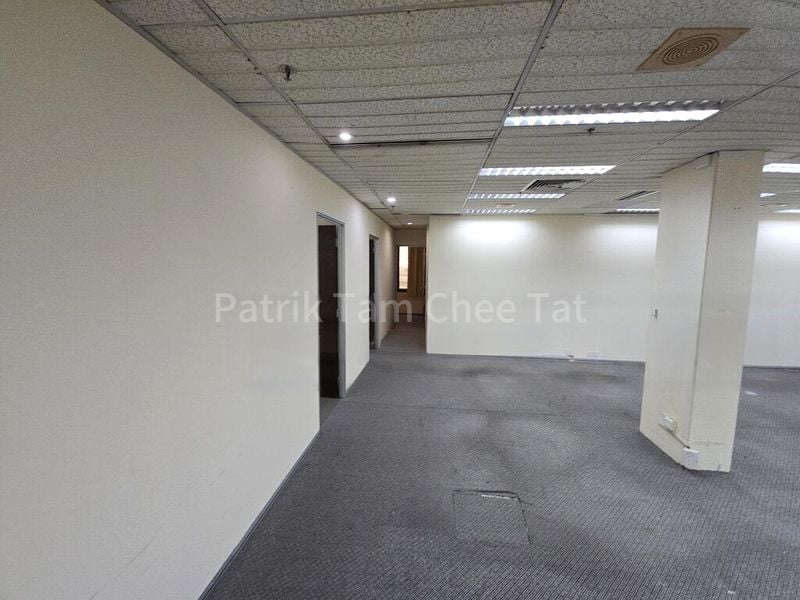 Office for Rent: Iob Building - Image 2