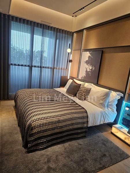 1 Bed Condo for Sale in Asia Square Towers - Image 2