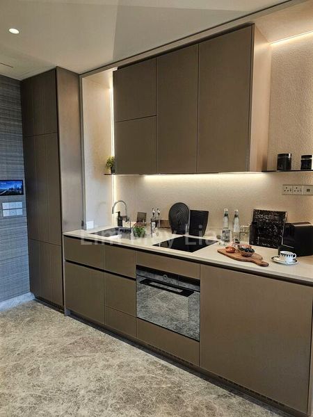 1 Bed Condo for Sale in Asia Square Towers - Image 3