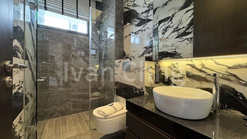 5 Bed Corner Terrace (Landed) for Sale in  JLB Residences - Image 13