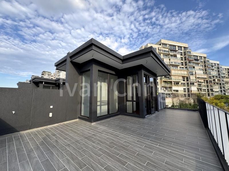 5 Bed Corner Terrace (Landed) for Sale in  JLB Residences - Image 2