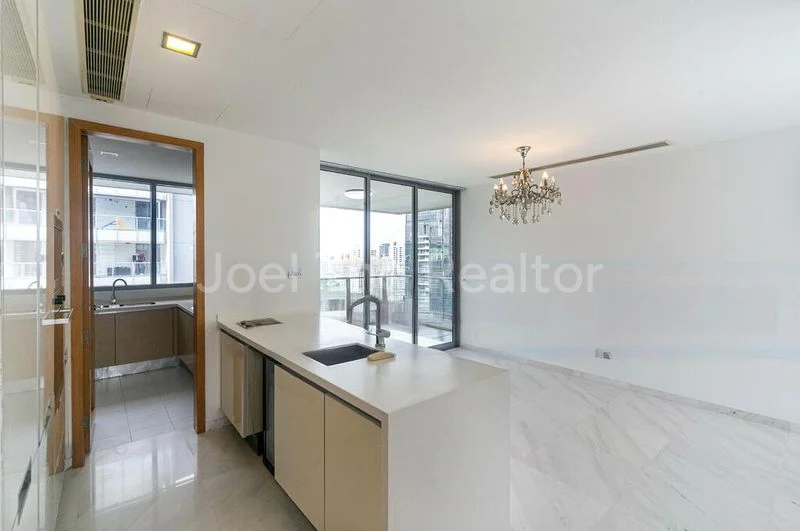 3 Bed Condo for Sale in Paterson Suites - Image 14