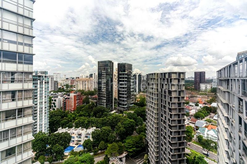 3 Bed Condo for Sale in Paterson Suites - Image 1