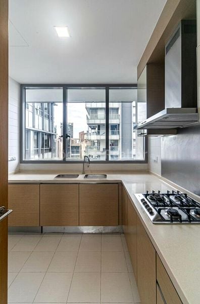 3 Bed Condo for Sale in Paterson Suites - Image 12
