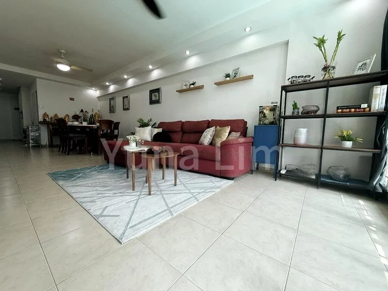 Executive HDB for Sale in  114 Edgefield Plains - Image 6