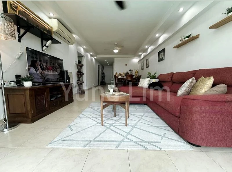Executive HDB for Sale in  114 Edgefield Plains - Image 5
