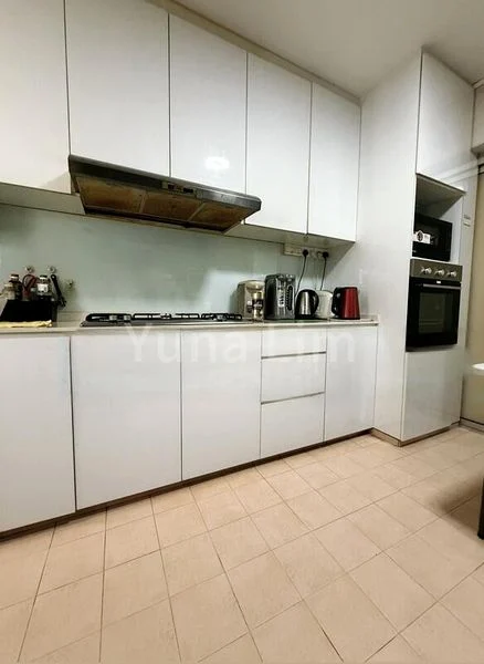 Executive HDB for Sale in  114 Edgefield Plains - Image 10
