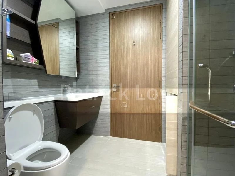 2 Bed Condo for Rent in  UIC Building - Image 9