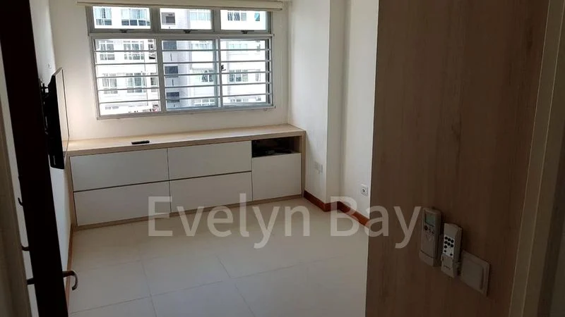 5 Room (5I) HDB for Rent in  333C Anchorvale Link - Image 2