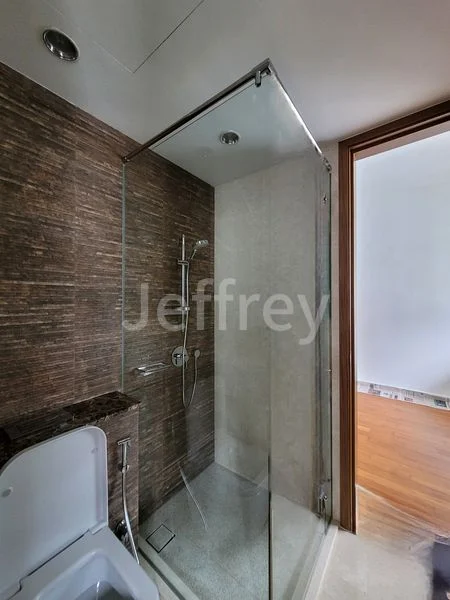 5+1 Bed Cluster House (Landed) for Rent in Greenwood Mews - Image 11