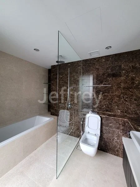 5+1 Bed Cluster House (Landed) for Rent in Greenwood Mews - Image 9