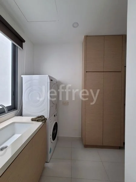 5+1 Bed Cluster House (Landed) for Rent in Greenwood Mews - Image 3