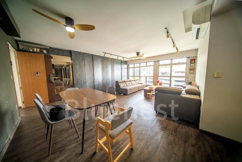 Premium HDB for Sale in 323B Sumang Walk - Image 3