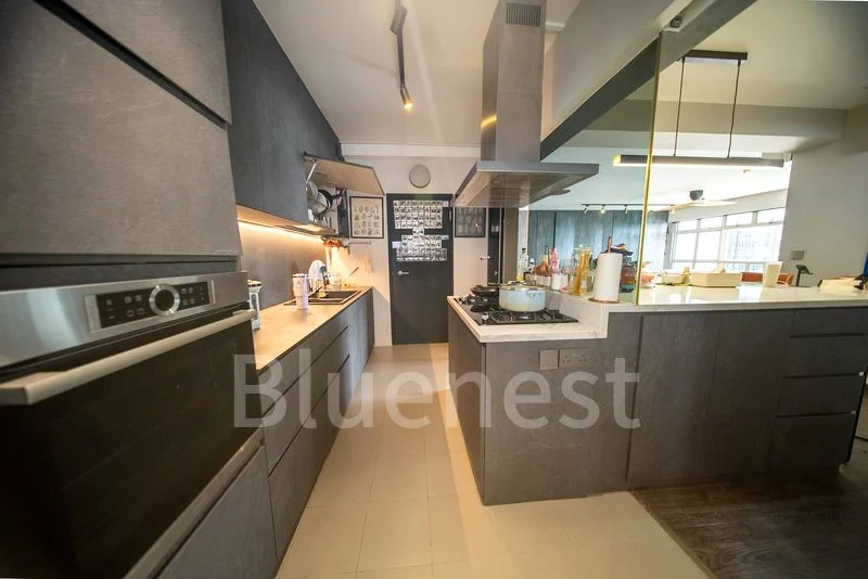 Premium HDB for Sale in 323B Sumang Walk - Image 12