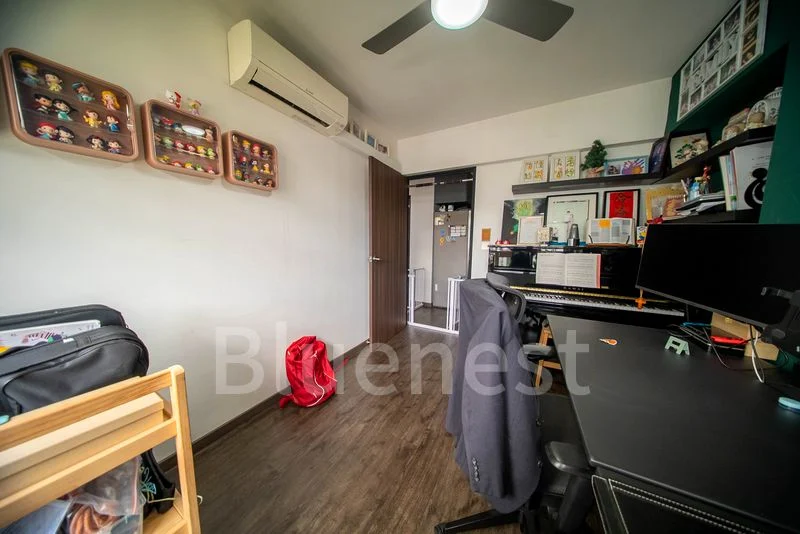 Premium HDB for Sale in 323B Sumang Walk - Image 9