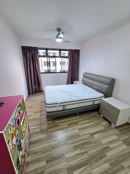 4 Room (4A) HDB for Sale in 997A Buangkok Crescent - Image 4